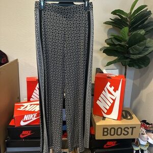 White House Black Market Monochrome Geometric Trousers